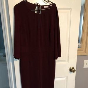 Burgundy jumpsuit with 3/4 sleeves